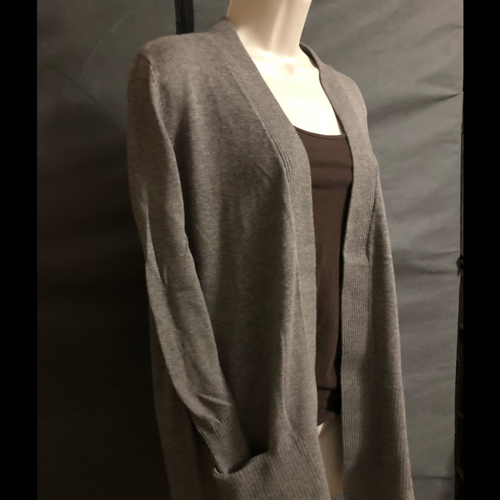 NWT Cardigan, M